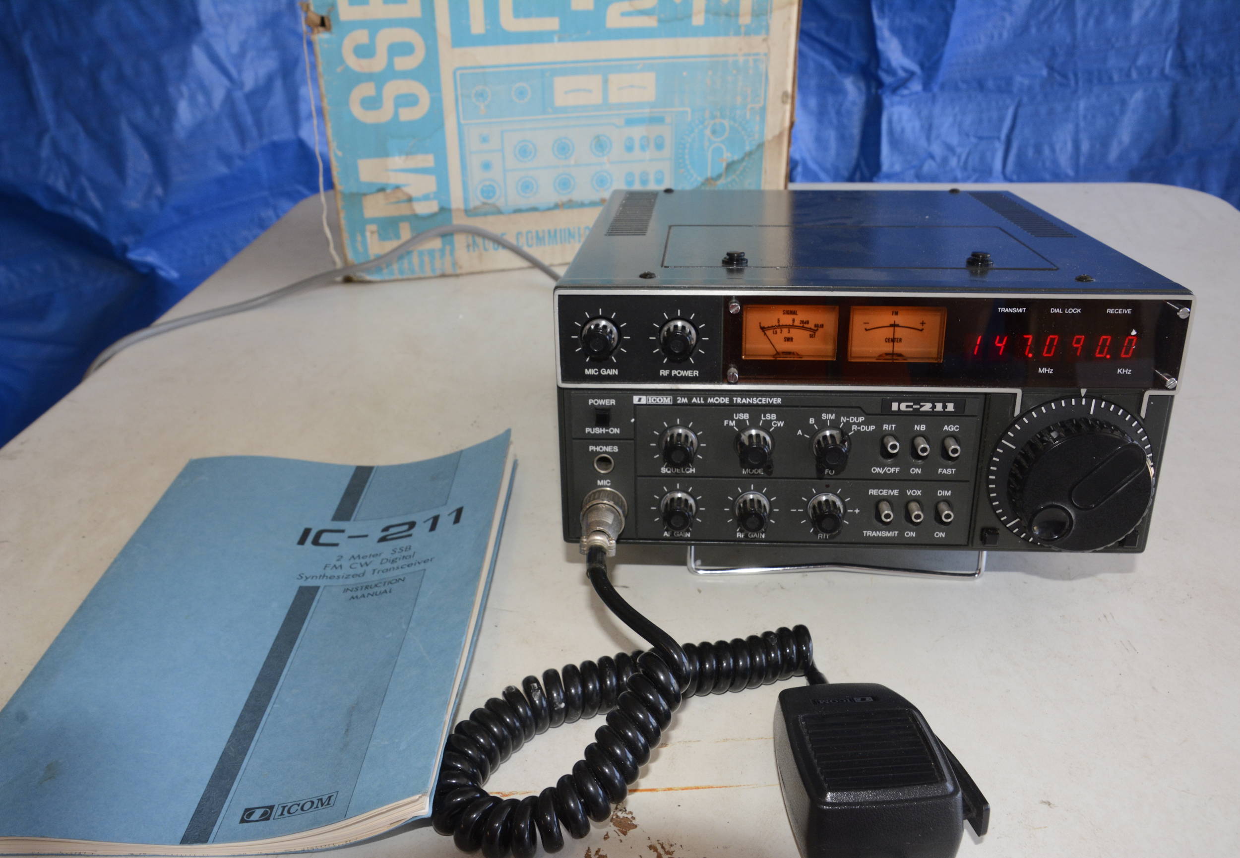 W6ZE (1) Amateur Radio Equipment Sale